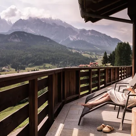 Rosapetra - Small Luxury Of The World Otel Cortina dʼAmpezzo